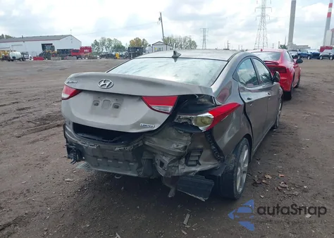 2013 Hyundai Elantra Limited z USA, uszkodzony, nr VIN 5NPDH4AE1DH417972